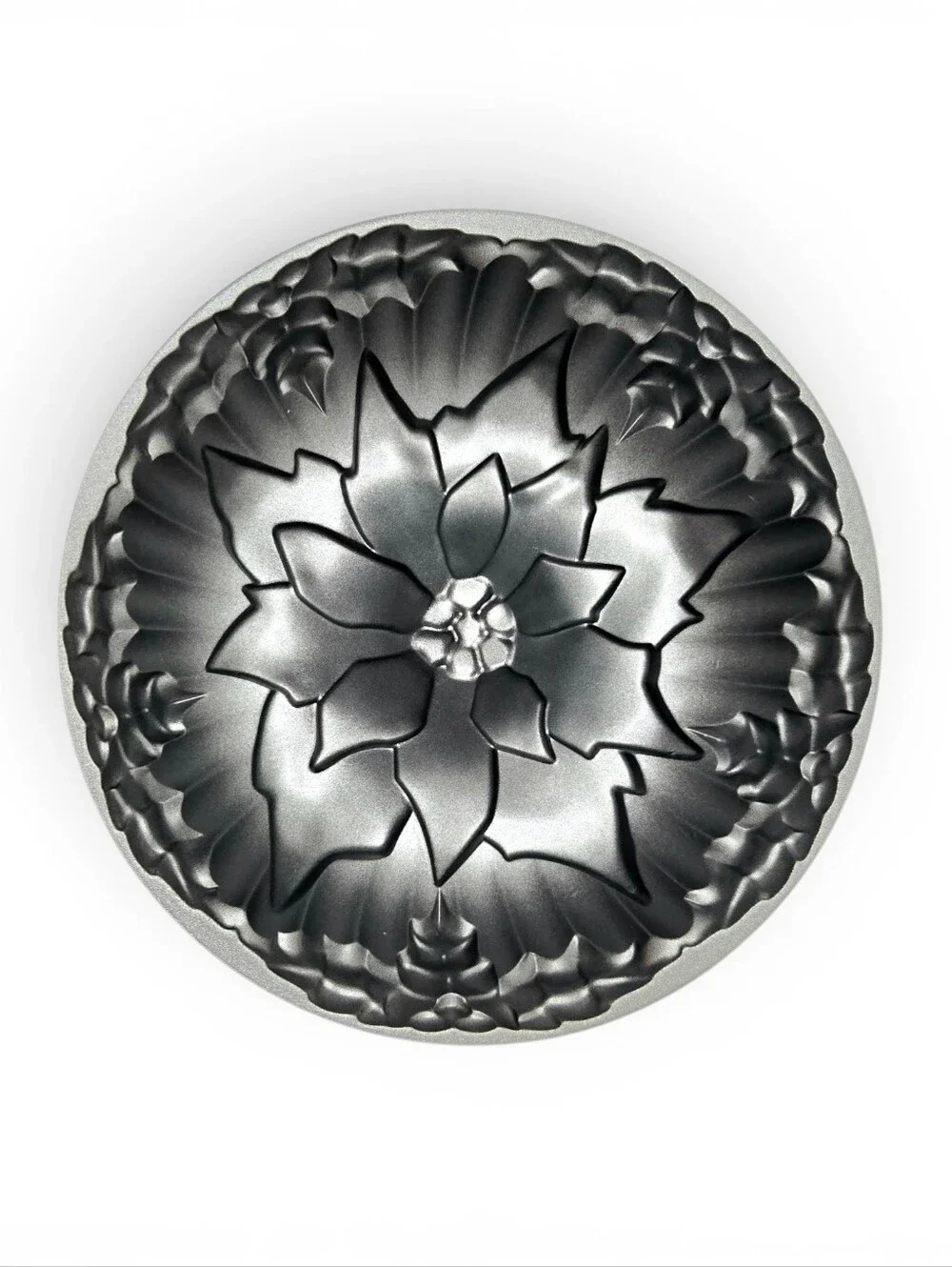 Nordic Ware Poinsettia Cake Pan.